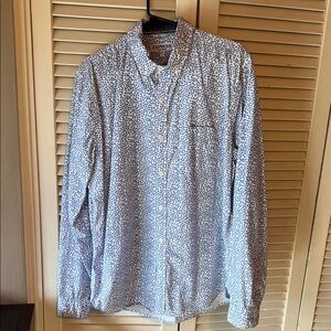 Express White Shirt w/ blue palm tree pattern